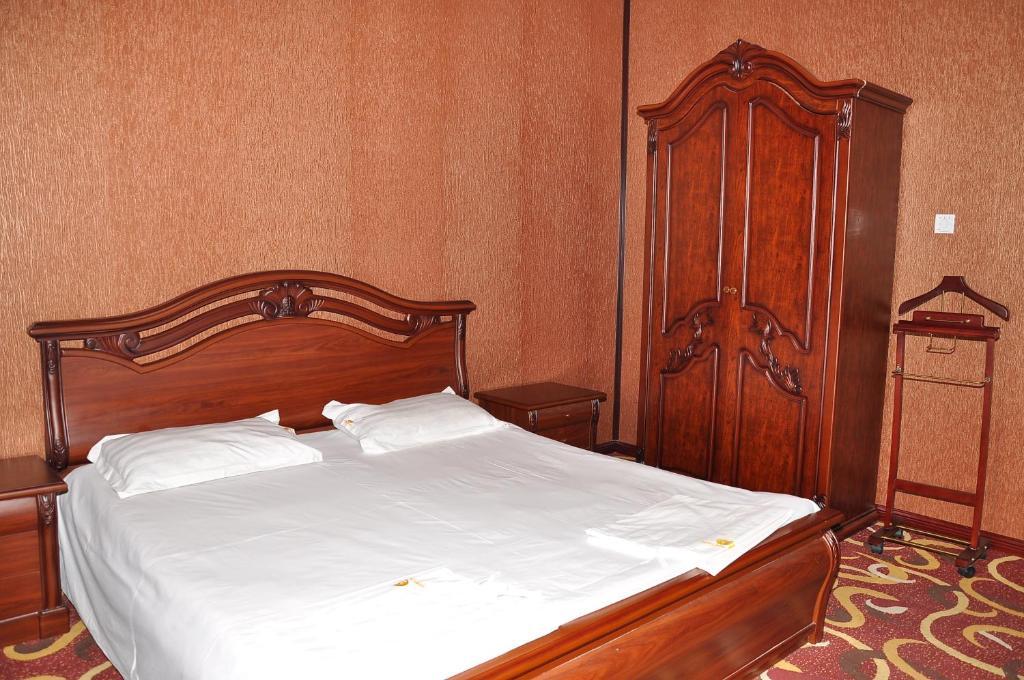 Dangara Hotel Kokand Szoba fotó